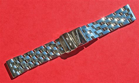 bracelet acier breitling|More.